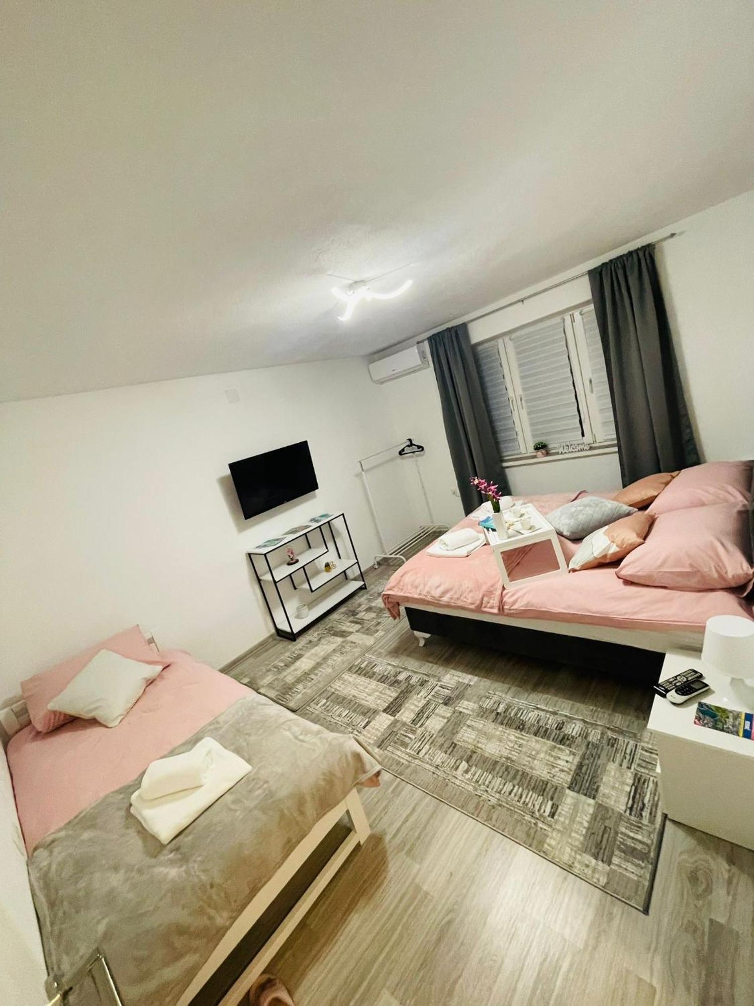 Apartment Zara Бихач Экстерьер фото