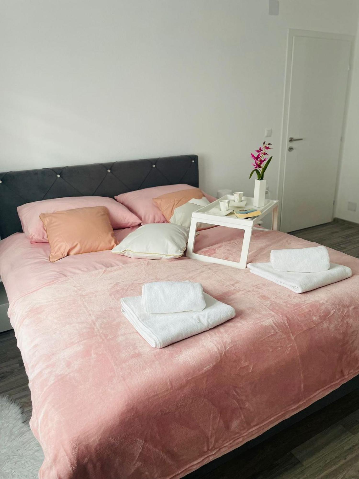 Apartment Zara Бихач Экстерьер фото